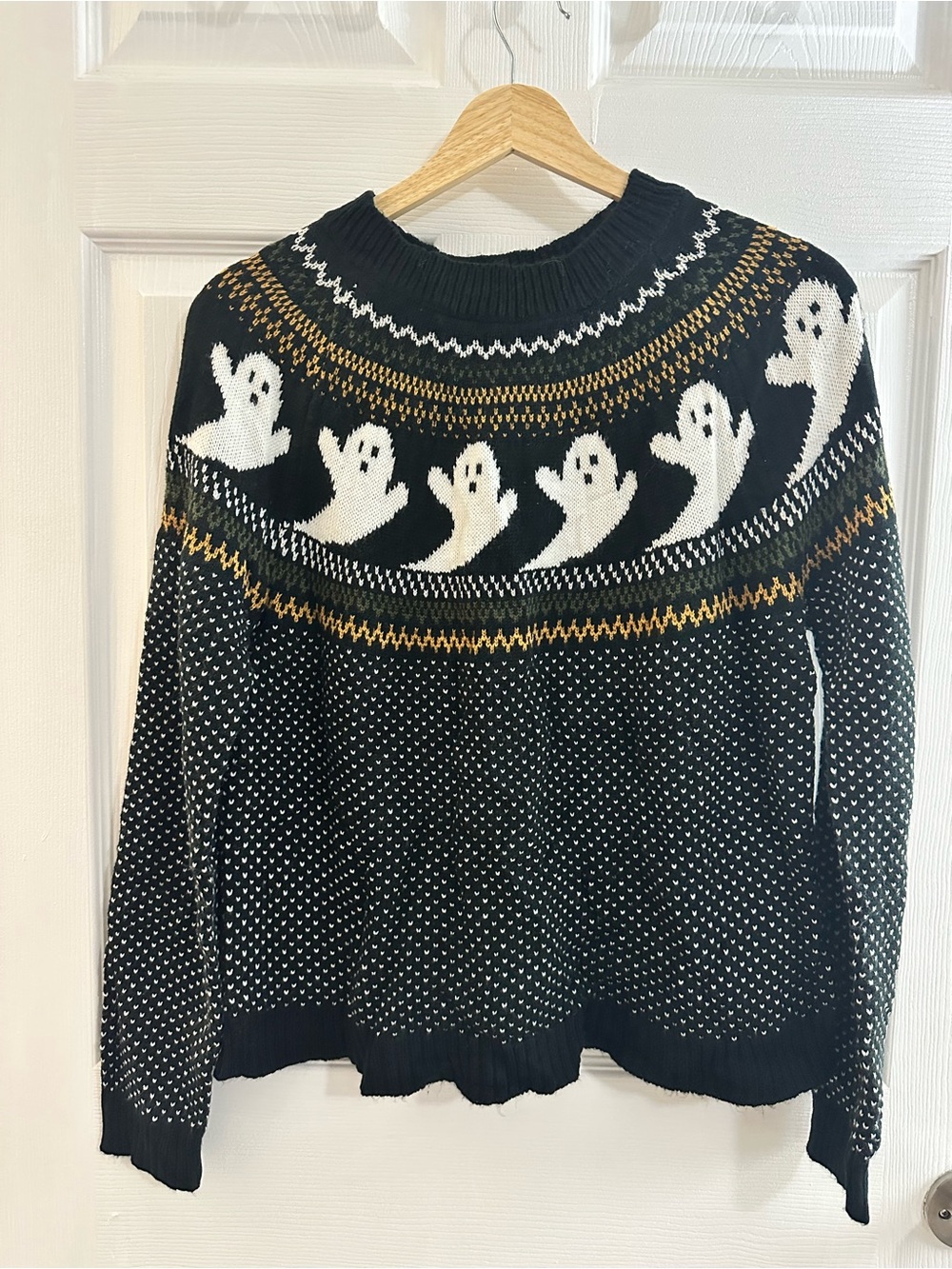Black Ghost Fall Sweater - Women